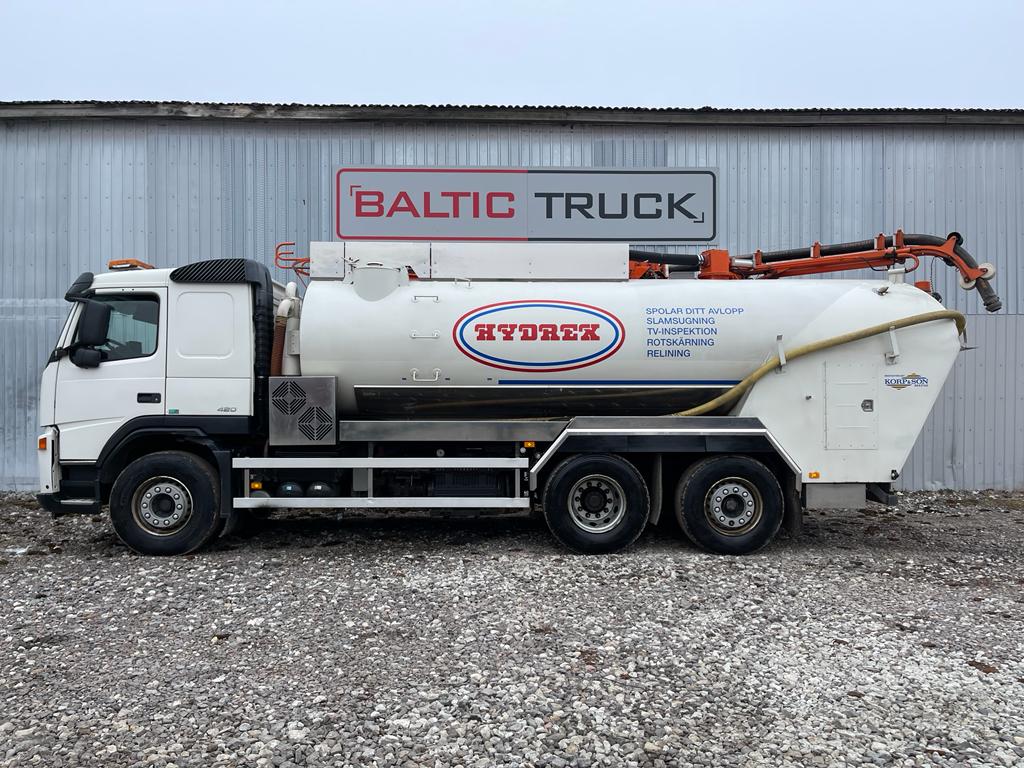 VOLVO FM12 420, 2006, 6×2 VACUUM + WATER + CRANE