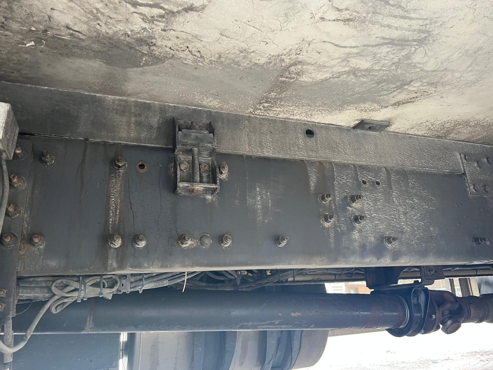 VOLVO FM340, 2016, 4×2 BOX TRUCK + LIFT