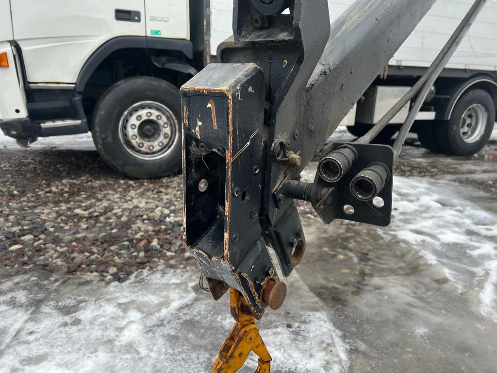 VOLVO FM9 300, 2005, 4×2 HIAB CRANE