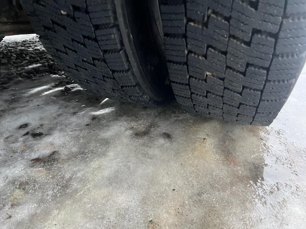 VOLVO FM9 300, 2005, 4×2 HIAB CRANE