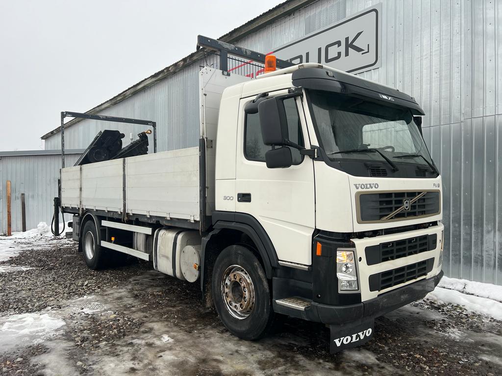 VOLVO FM9 300, 2005, 4×2 HIAB CRANE