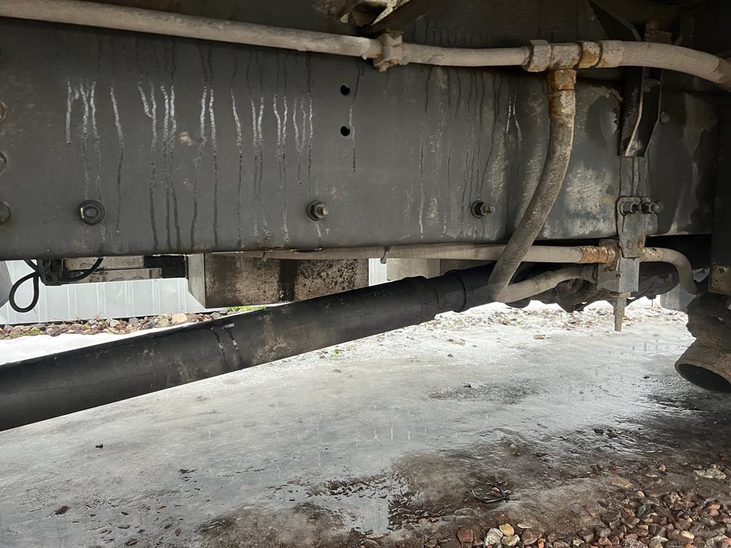 VOLVO FM9 300, 2005, 4×2 HIAB CRANE